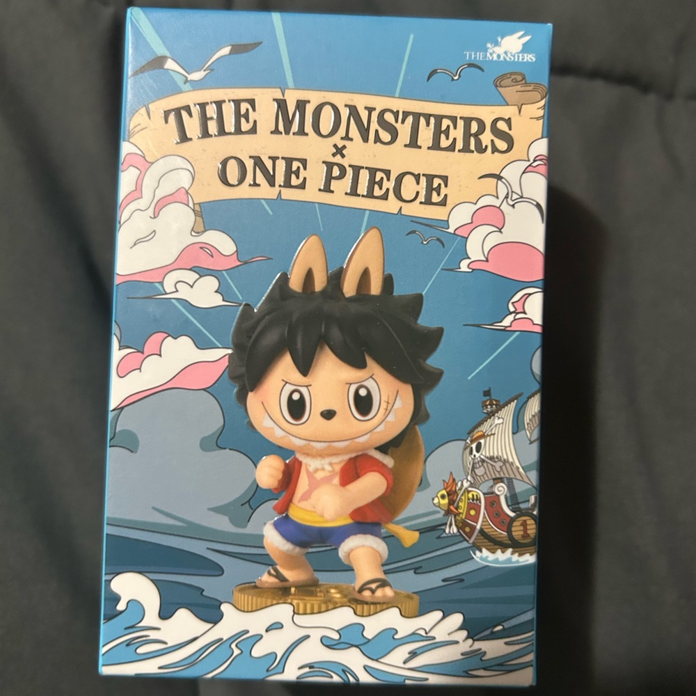 Pop mart Labubu The monsters one piece